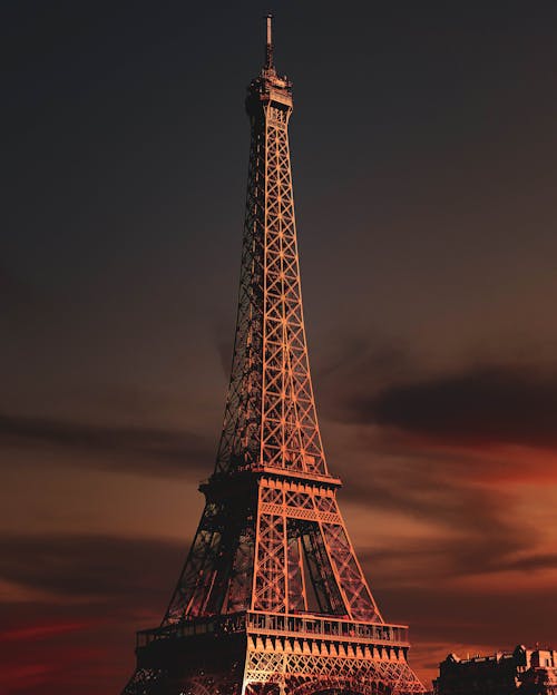 Free Eiffel Tower Under the Gray Sky Stock Photo