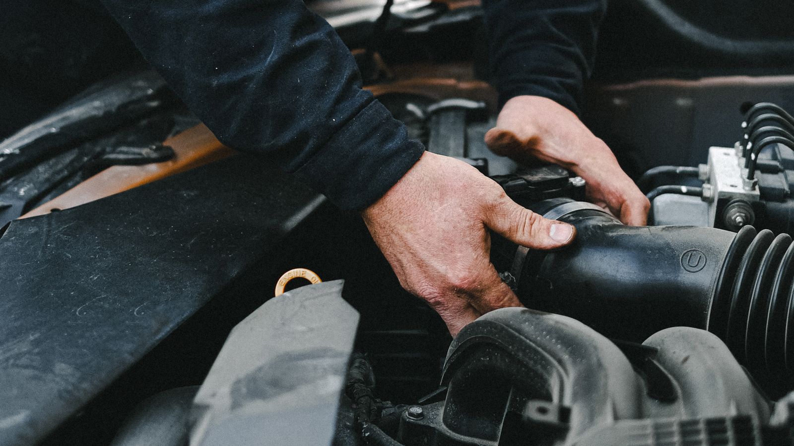 Diagnóstico do motor com scanner enquanto o veículo apresenta perda de força
