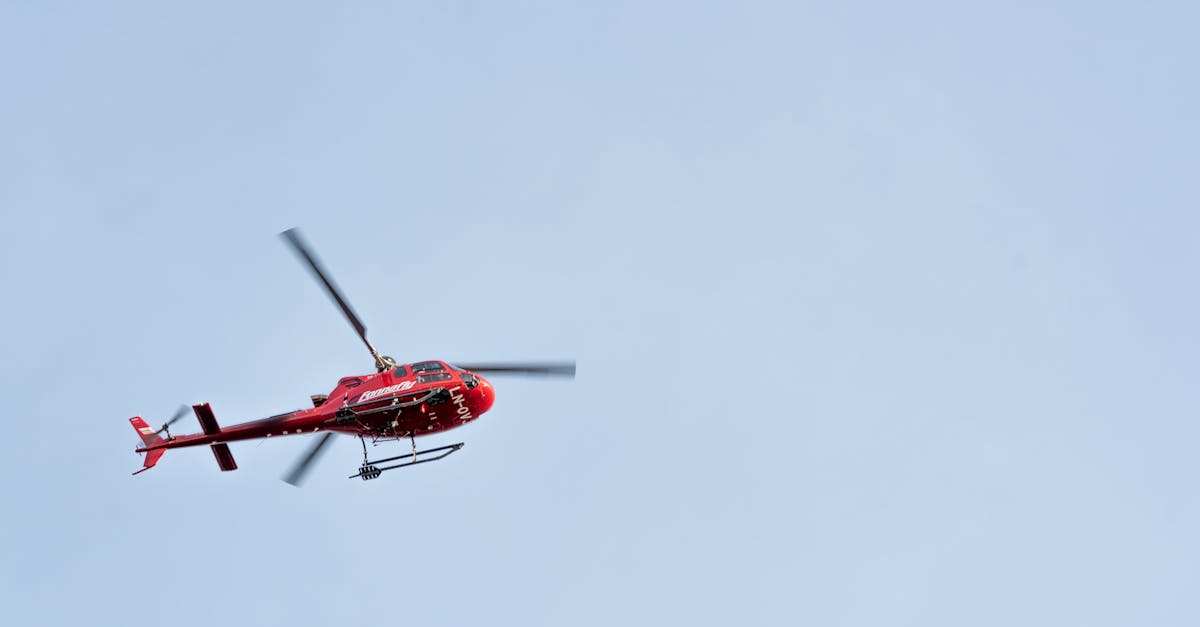 How fast does a r44 helicopter go