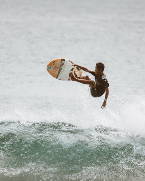 Fotos de stock gratuitas de azul, dice adiós, escena de surf