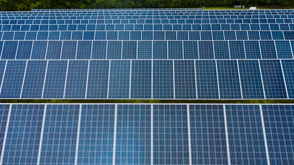 Panouri fotovoltaice iarna