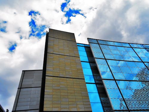 Free High-rise Building With Mirror Wall Stock Photo
