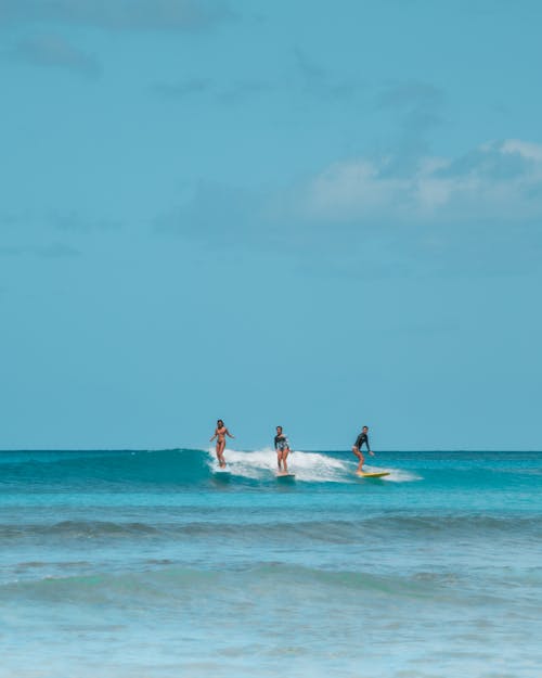 Kostenloses Stock Foto zu blau, brechen der wellen, hawaii