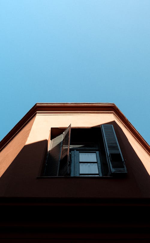 Foto d'estoc gratuïta de arquitectura, cel blau, edifici