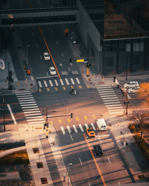 Free Busy Intersection During Rush Hour Stock Photo