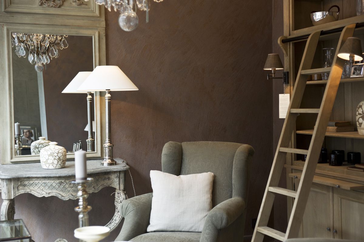 home removals in Castle Donington — Home Removals in Castle Donington — the working end of the job