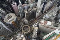 从高处探索香港岛的城市动态景观