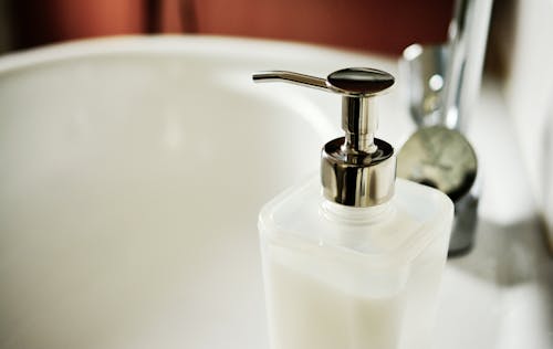 Kostnadsfri bild av badrum, behållare, flaska