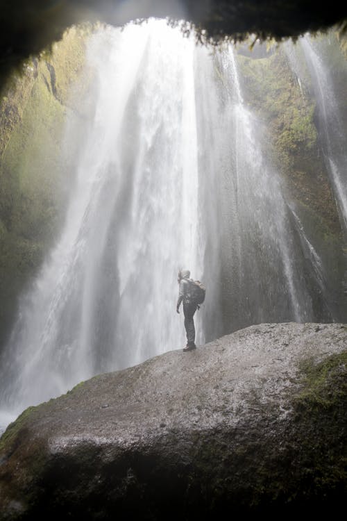 Foto d'estoc gratuïta de a l'aire lliure, admirar, aigua