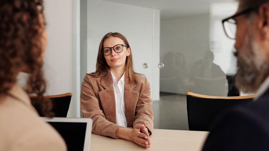 how to choose a hr consultant bali (2026 guide)