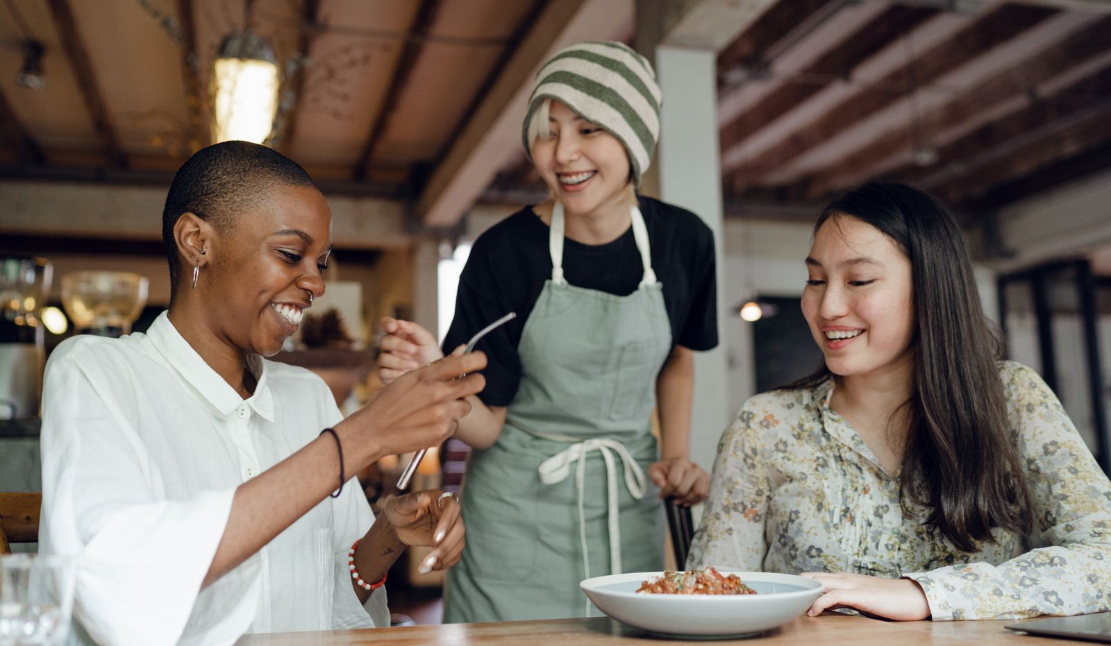 Consumidores em um restaurante
