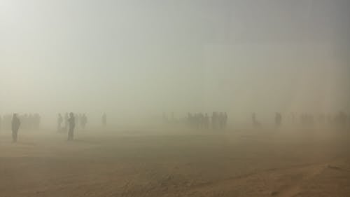 Fotobanka s bezplatnými fotkami na tému dym, hmla, ľudia