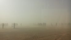 廷杜夫沙尘中的阿尔及利亚大气场景