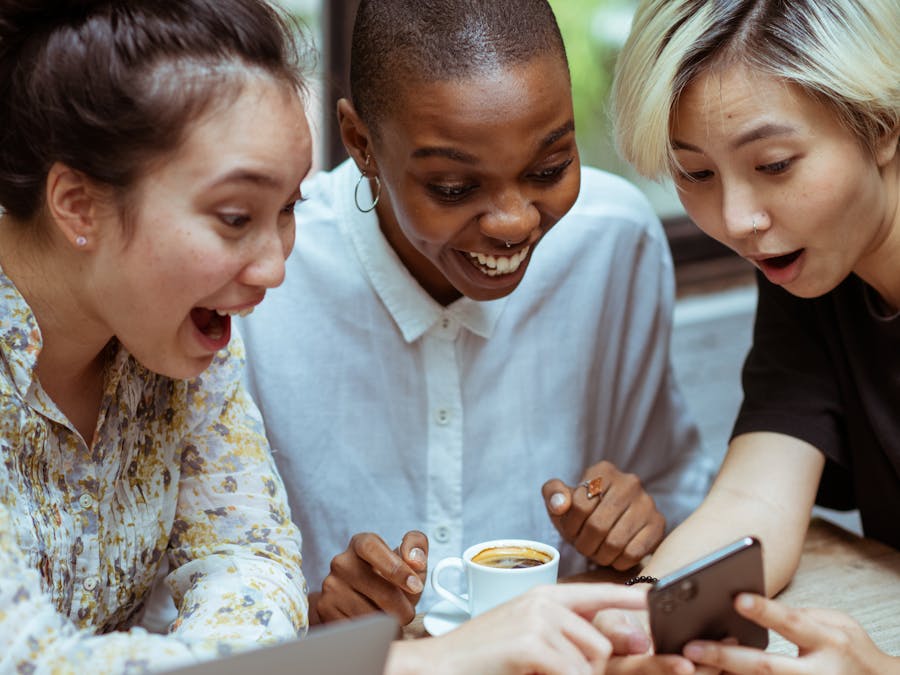 Photo by Ketut Subiyanto