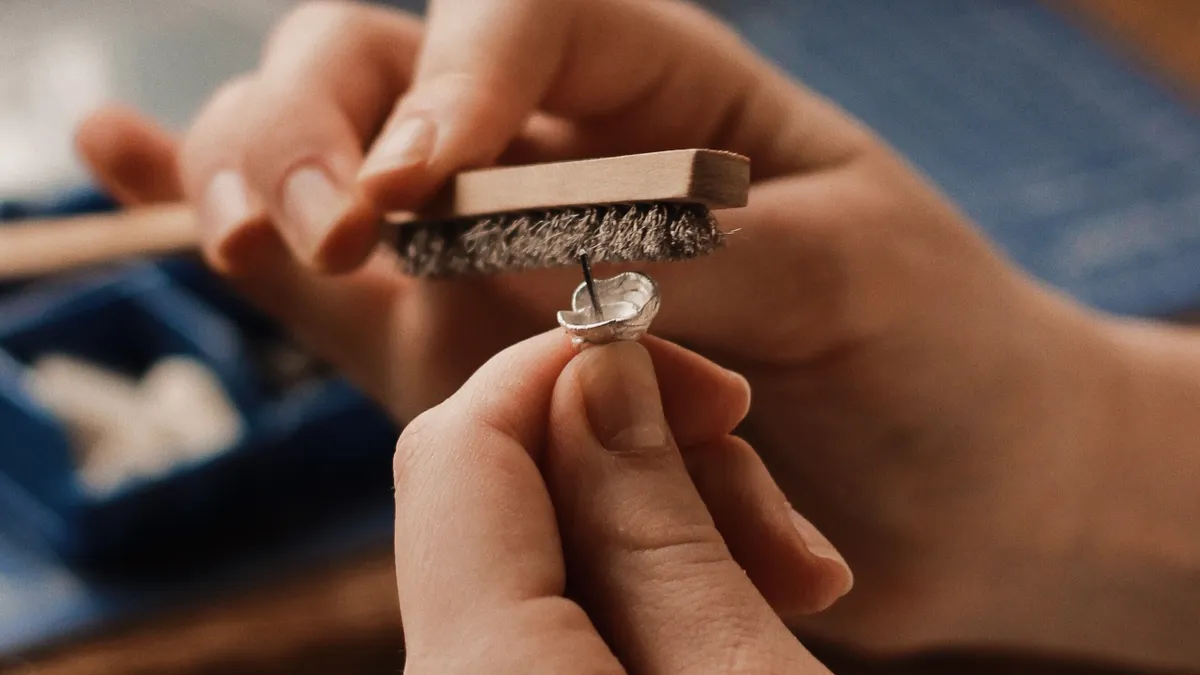 Mastering Diamond Setting: A Step-by-Step Guide to Different Techniques