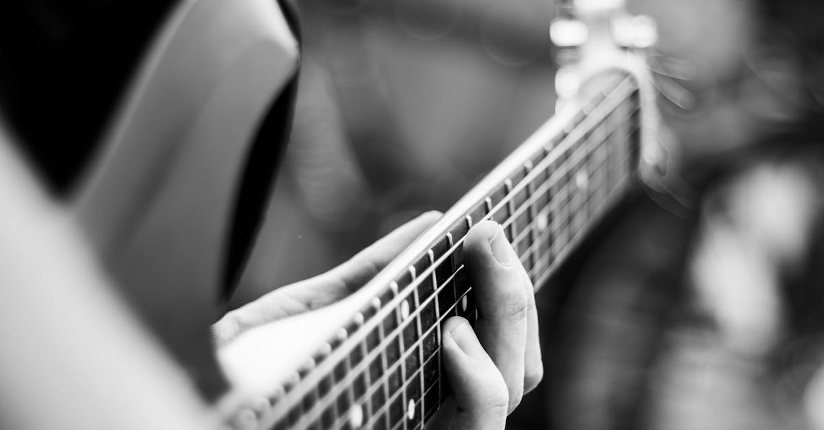 How to lower blinds with 3 strings