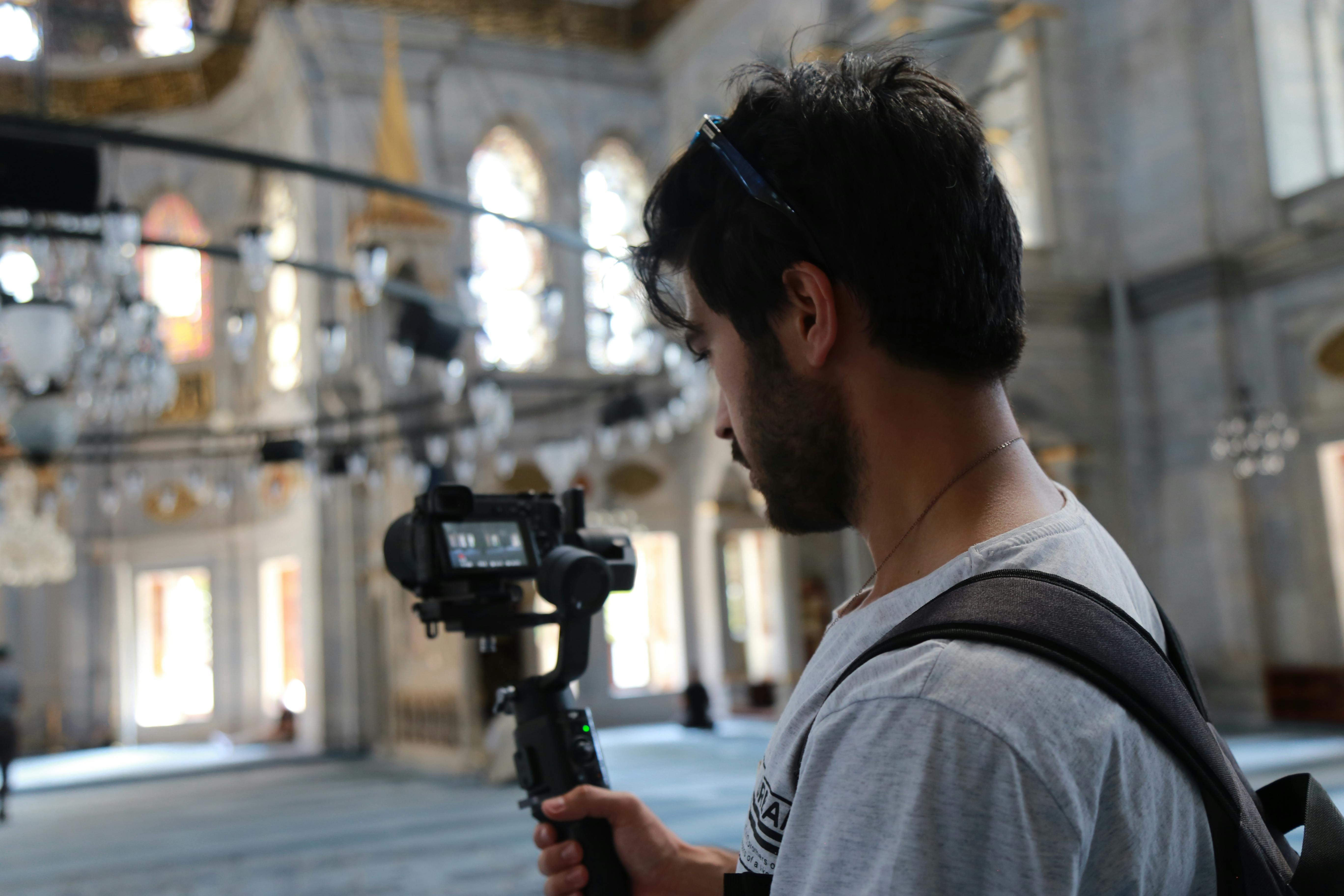 Woman Using Slr Camera · Free Stock Photo