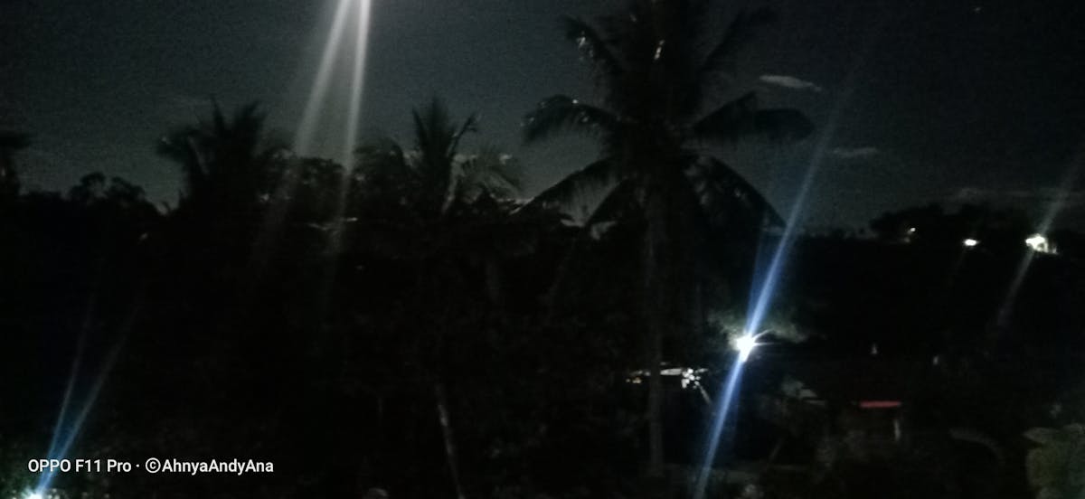 Close-up of a smartwatch showing heart rate variability and recovery metrics