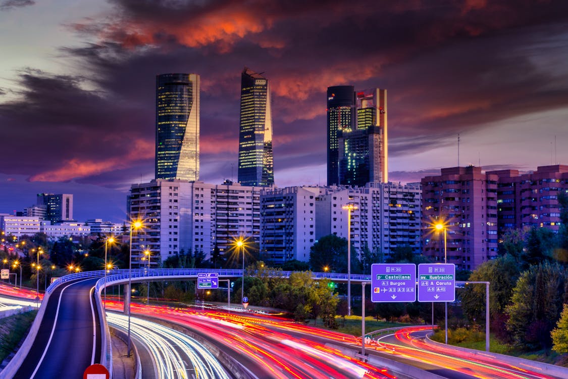 Foto d'estoc gratuïta de arquitectura, carreteres, ciutat