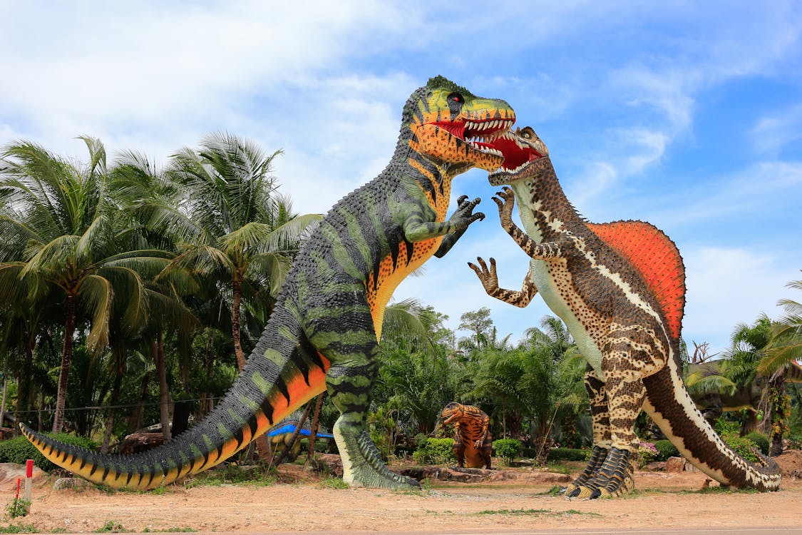 Kostenloses Stock Foto zu dinosaurier-modell, dinosauriergarten
