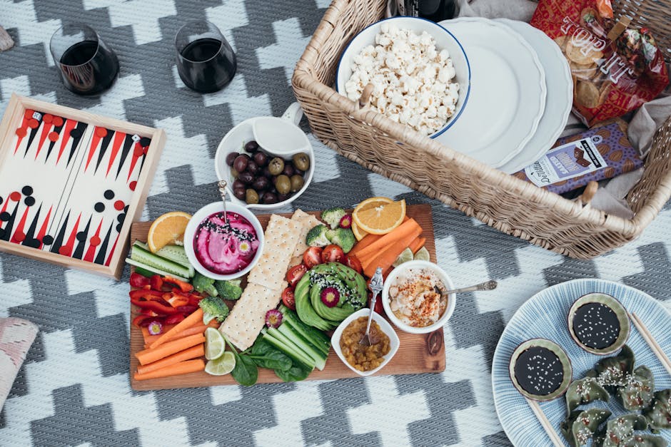 Verse zomerse salade met quinoa en tomaat. Verse zomerse salade met quinoa en tomaat.
