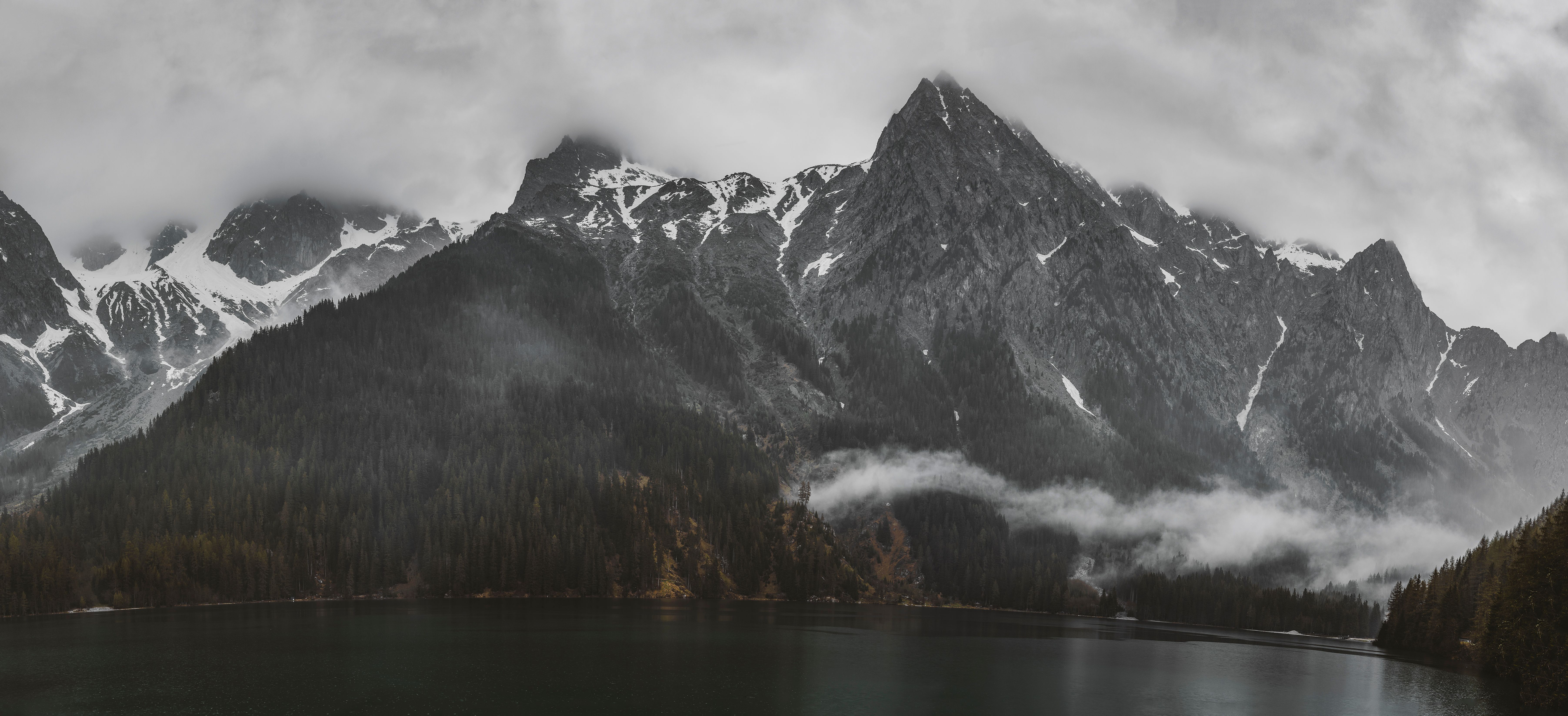Squamish mayoral candidates map out path for outdoor recreation — Photo by eberhard grossgasteiger on Pexels