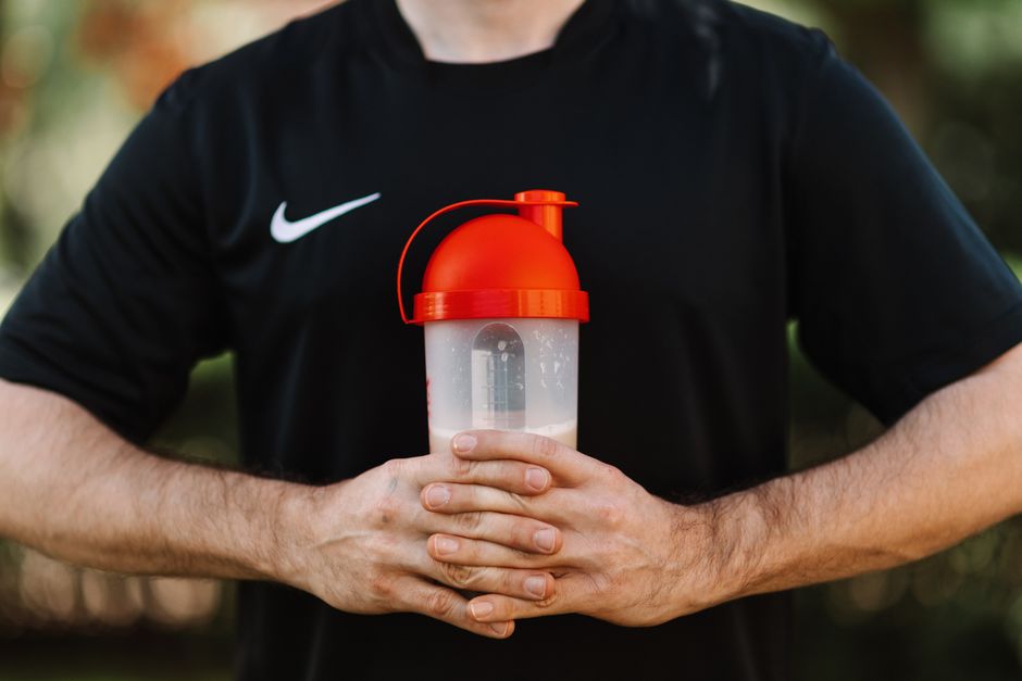 The Athlete's Guide to Nutrient Timing Windows: When to Eat for Maximum Muscle Protein Synthesis