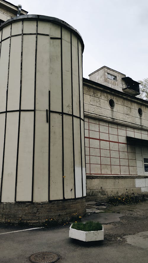 Free Abandoned Building Stock Photo