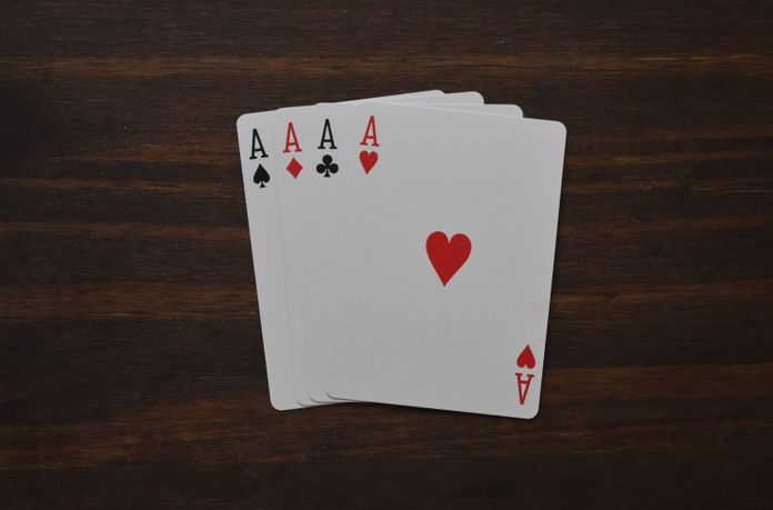 Online Casino: Spielautomaten und Live-Spiele im Überblick