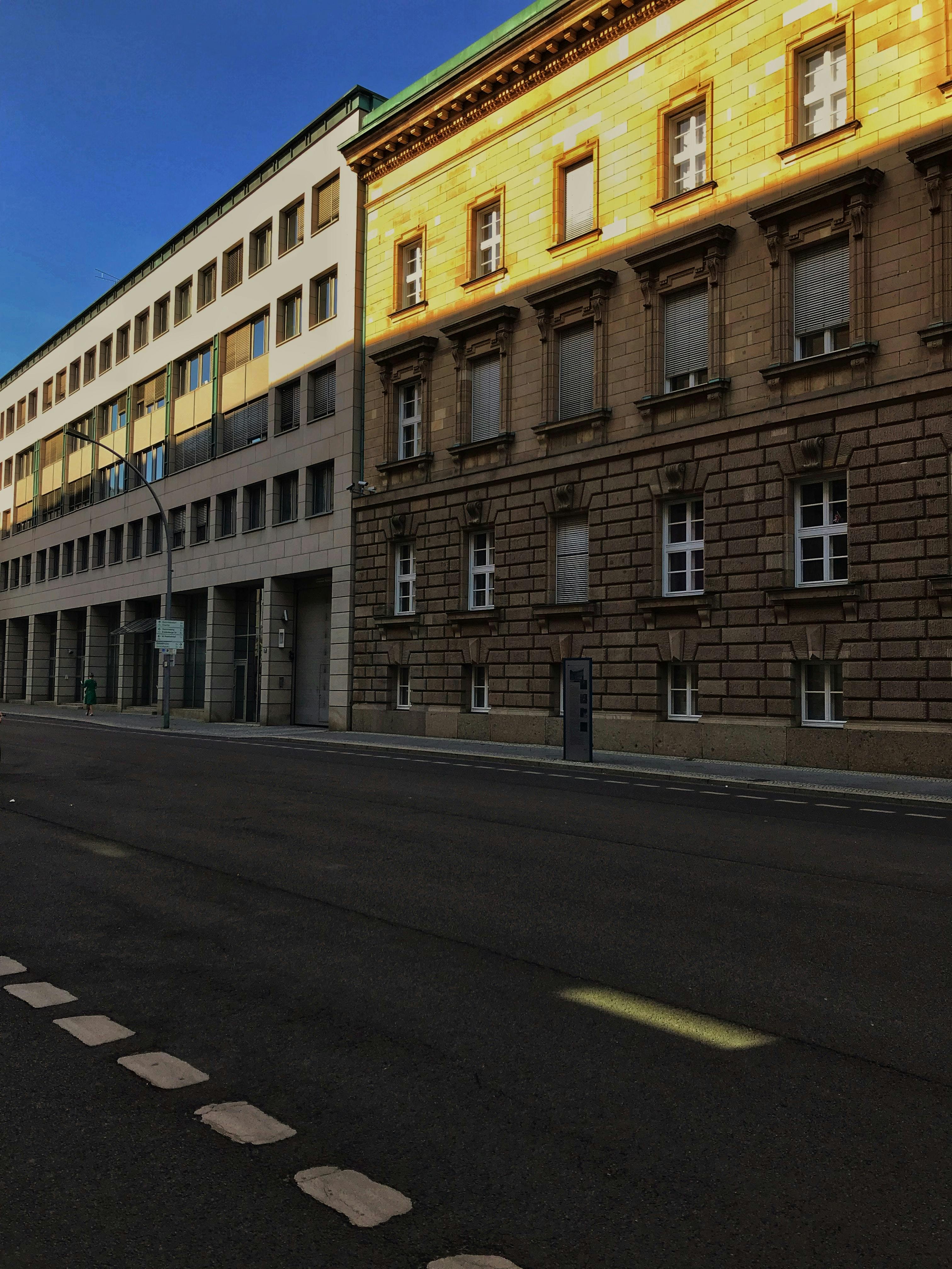 Digital passive income systems 2025