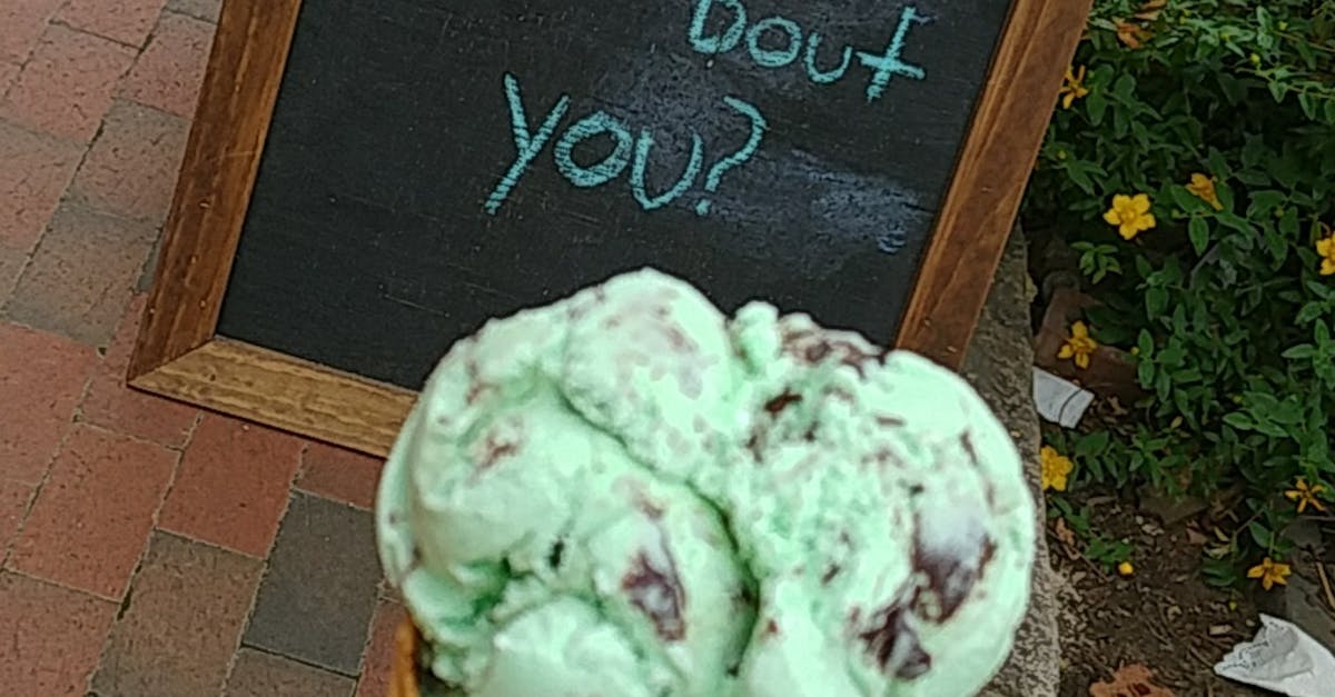 Free stock photo of ice cream, ice cream cone, mint