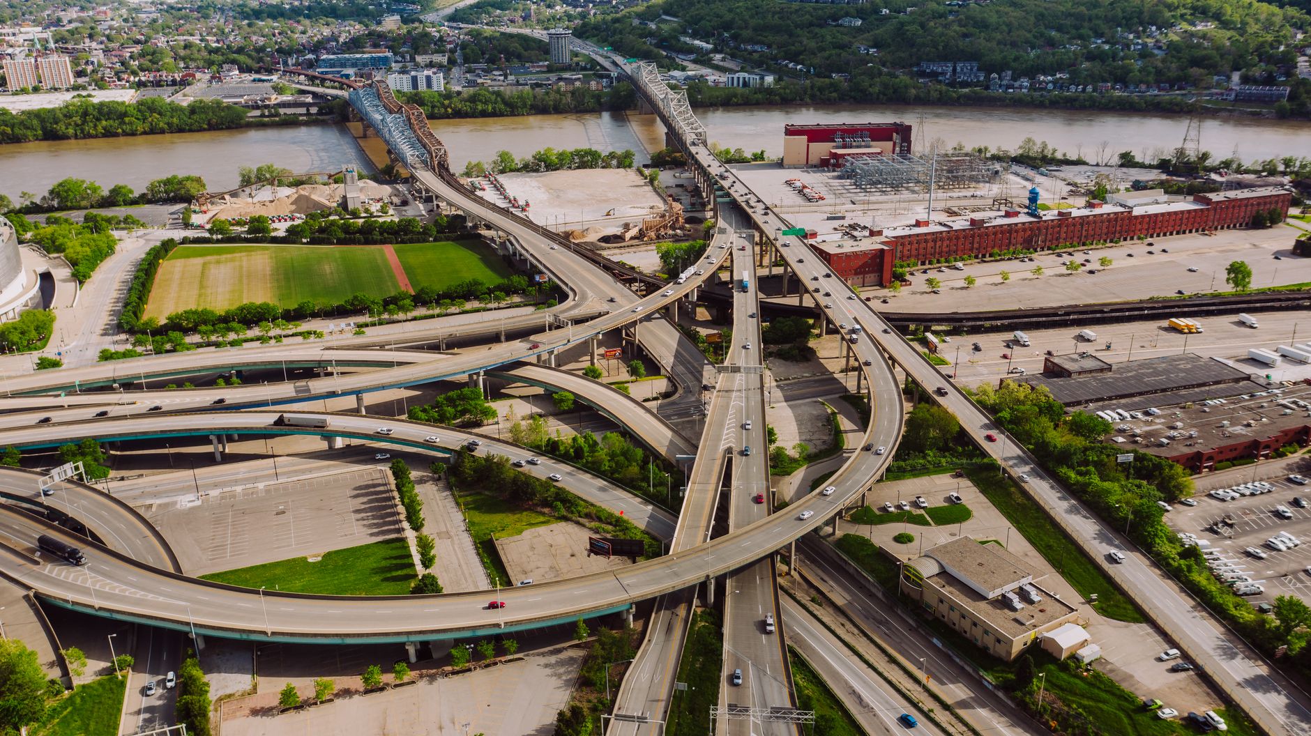密西西比州启动 I-20/I-55 货运走廊大修工程