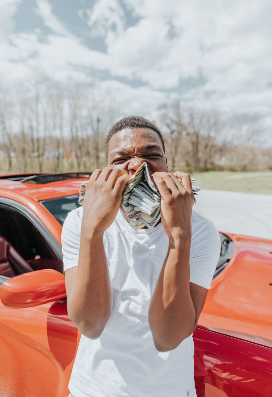 Your Car Snitched on You, and the Dealer Sold the Receipt