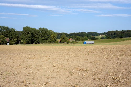 Free stock photo of agrarland, bauernhof feld, truck