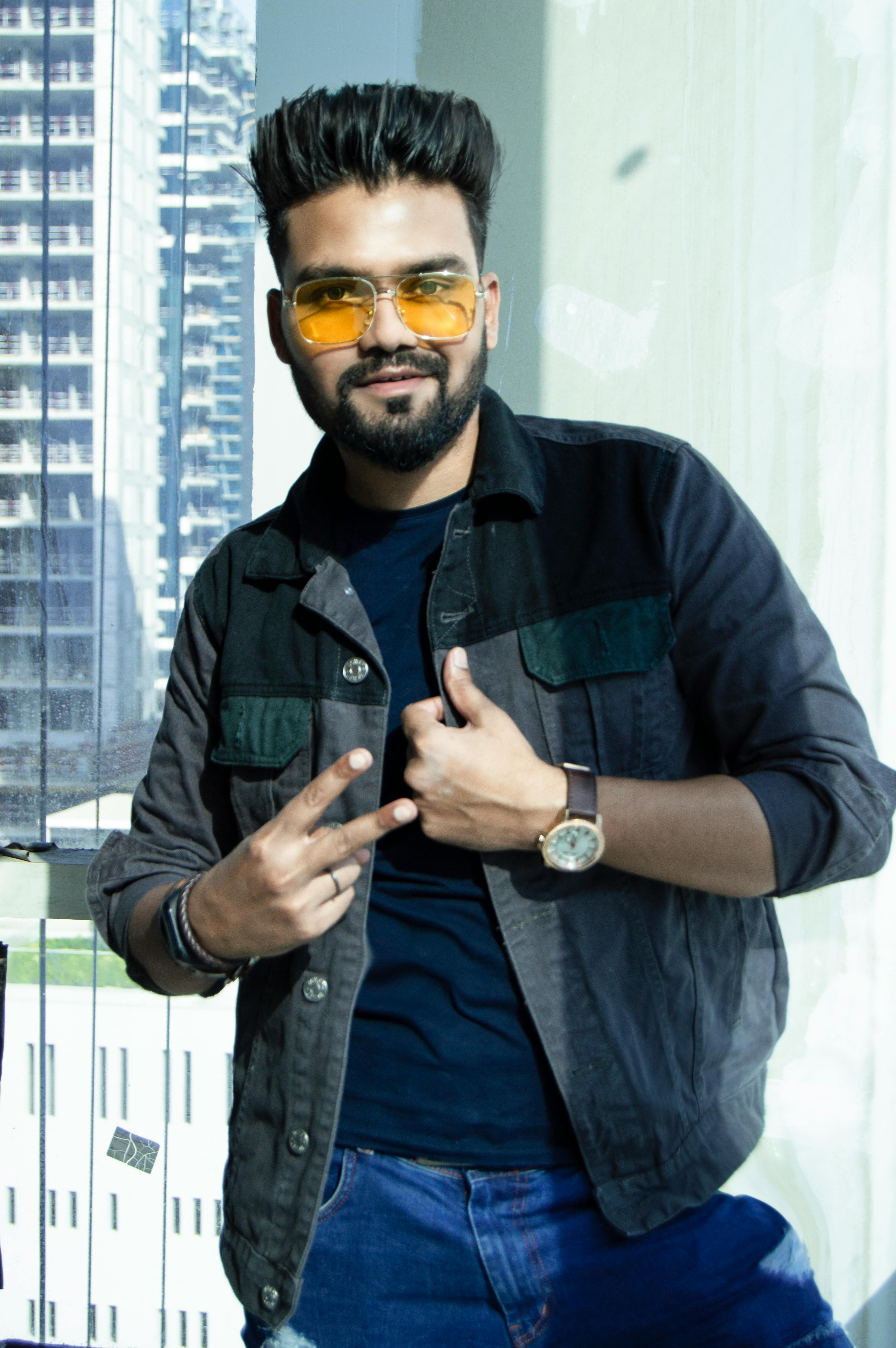 Gratis Fotos de stock gratuitas de barba, cabello, camiseta Foto de stock