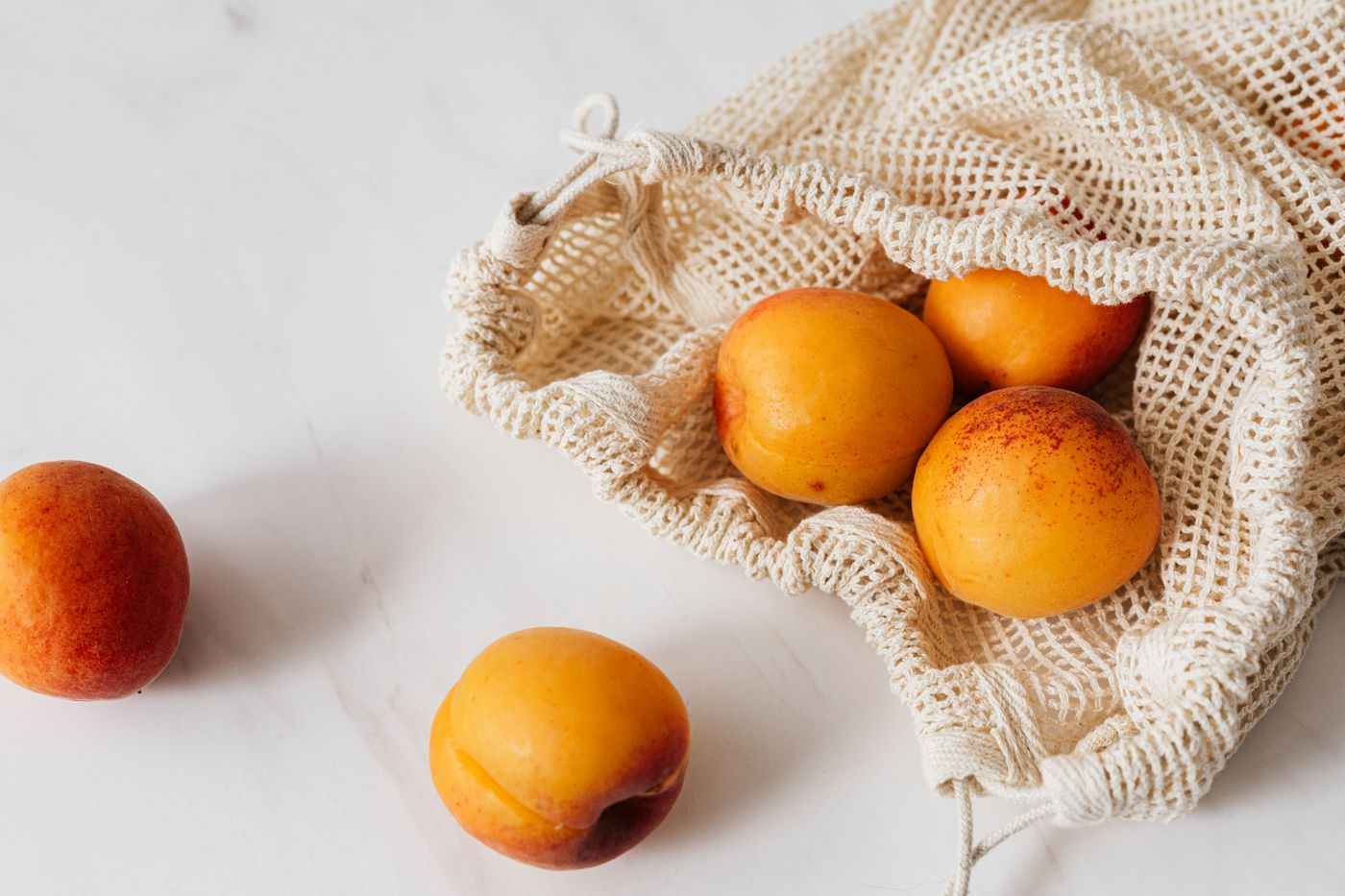 The Plastic-Free Kitchen: Your Complete Guide to Every Swap