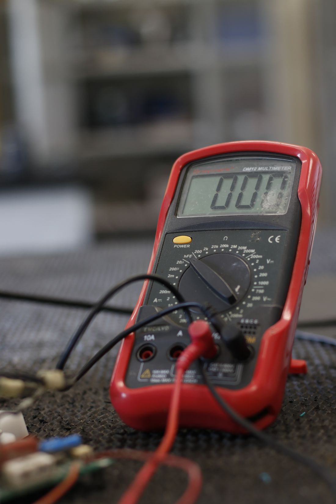 Gerçek dijital multimetre elektrik ölçüm ve test cihazı