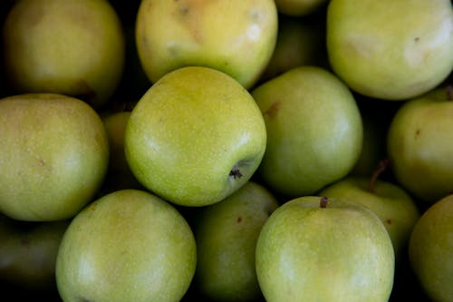 Green Apples in Close-Up Photography