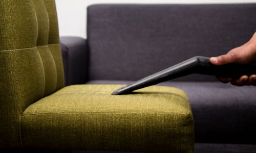 A quelle frequence faire nettoyer son canape en injection-extraction ?