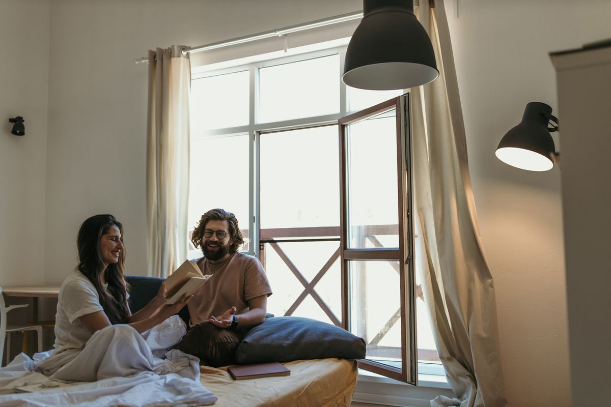 student moves in Wolvercote — Loaded properly: blankets, straps and a plan in Wolvercote