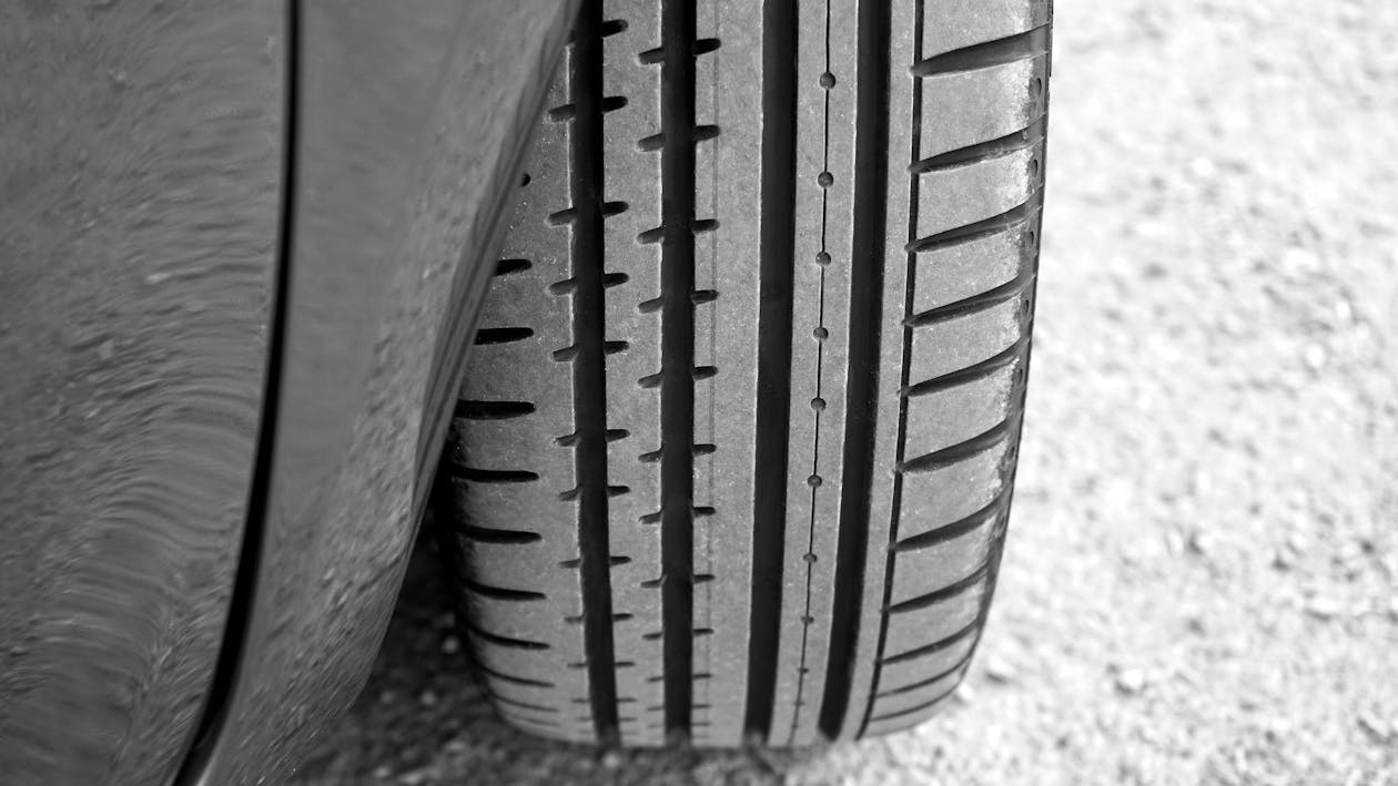 Gratis Neumático Del Vehículo Foto de stock