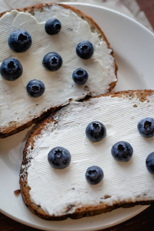 Kostnadsfri bild av bär, blåbär, bröd