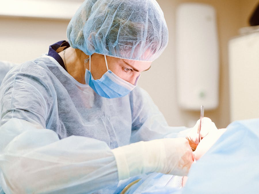 What GPA does a surgeon need?
