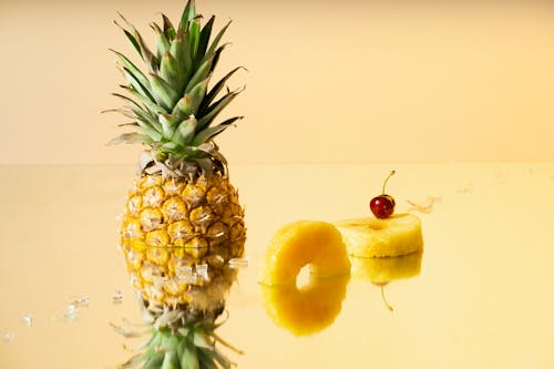 Immagine gratuita di affettato, ananas, bicchiere