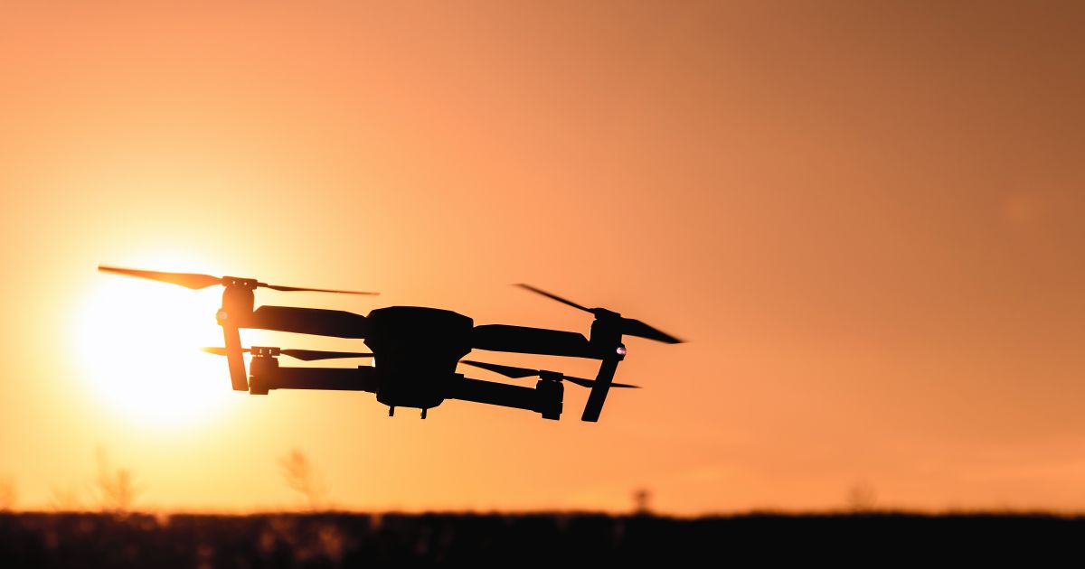 Voyager avec un drone : réglementation et conseils
