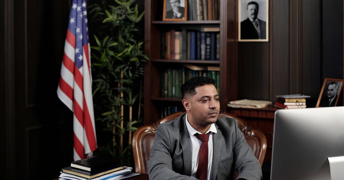 What does a state attorney investigator do