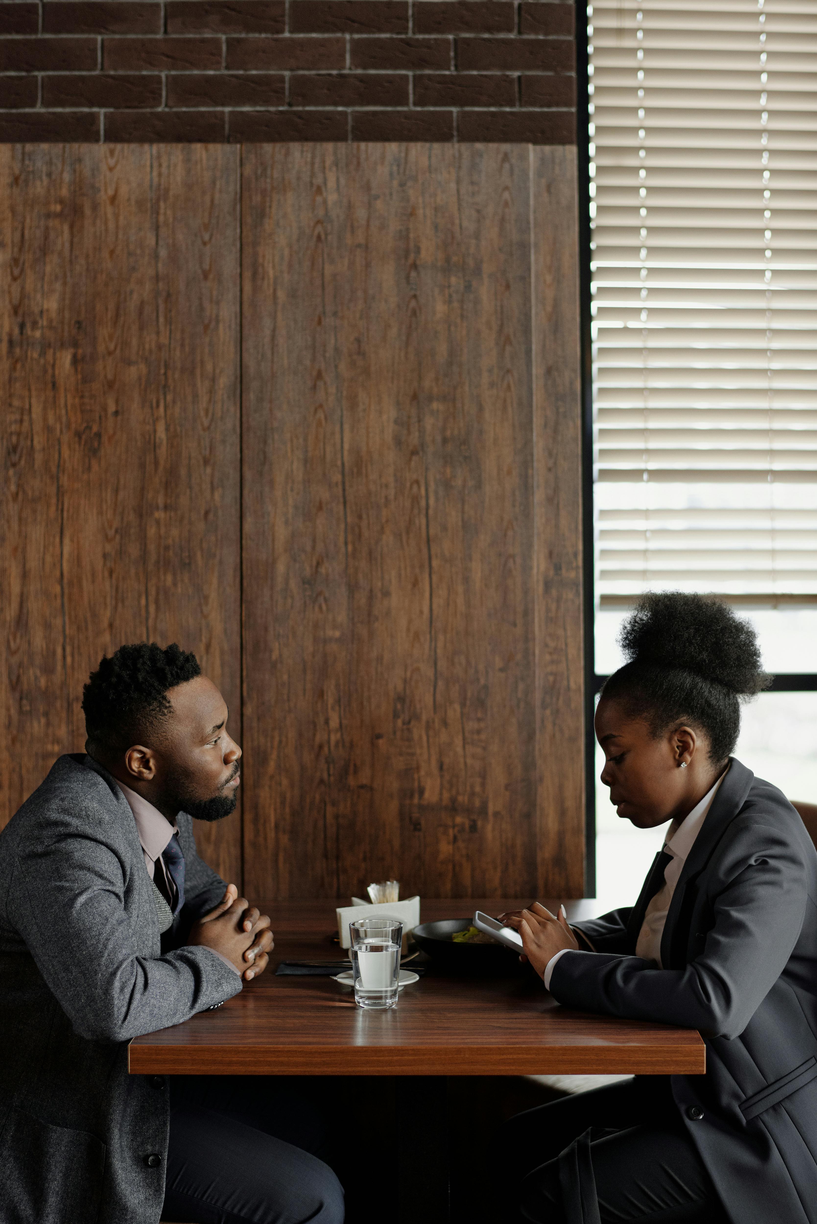 coworkers sitting at a cafe