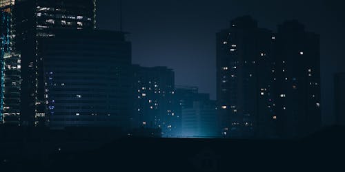 Foto profissional grátis de cidade, edifícios, escuro