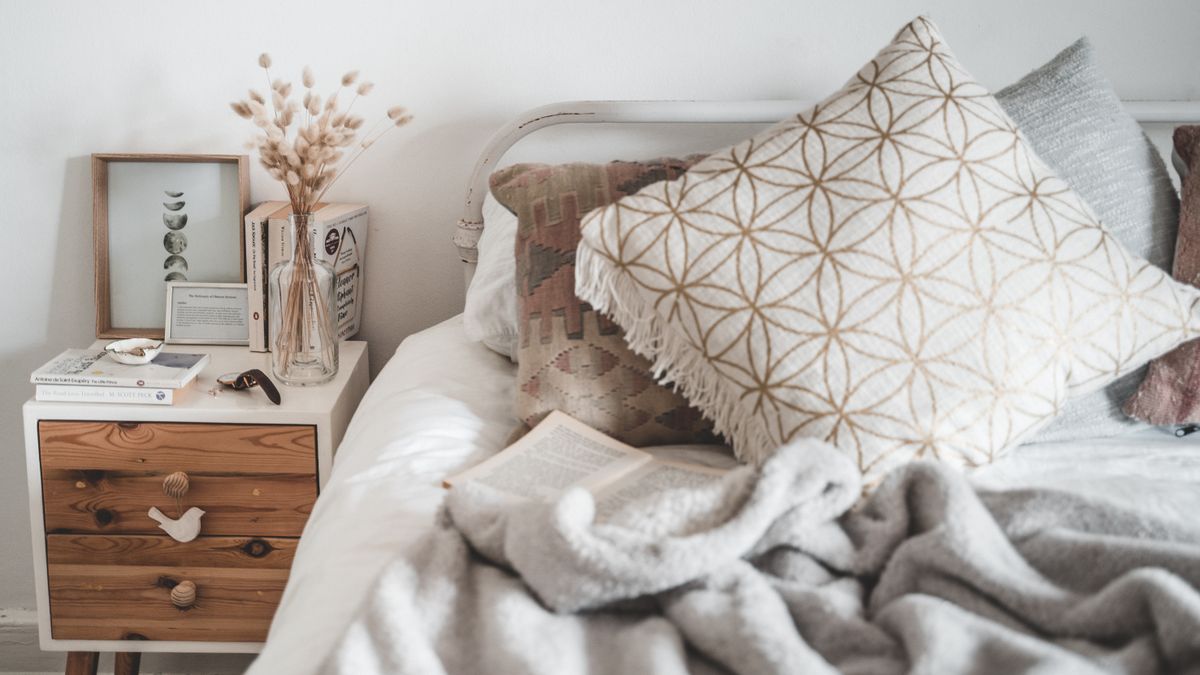 Healthy winter sleep bedroom