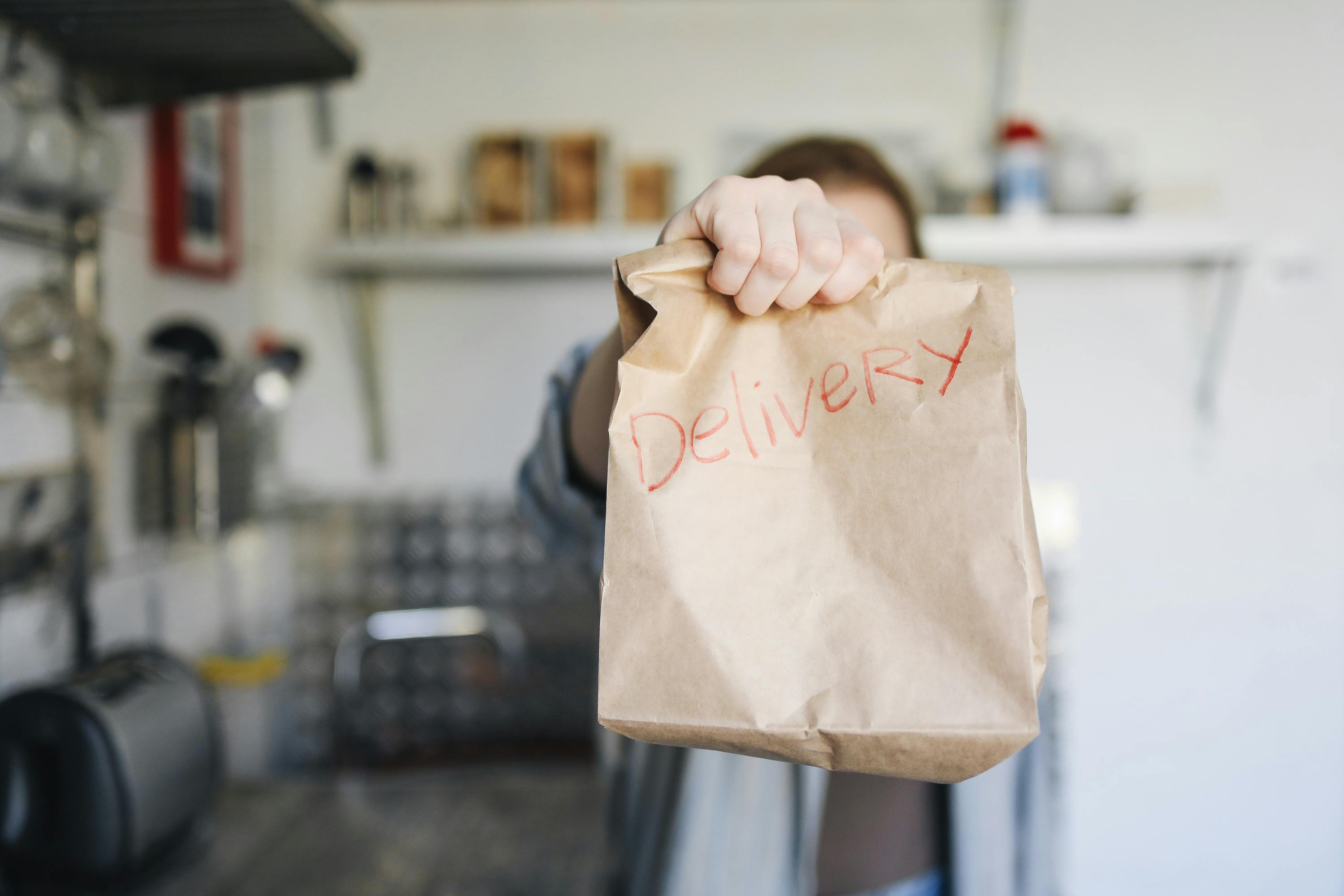 Save on Delivery Fees! Restaurants with FREE (or Cheap) Delivery in 2024